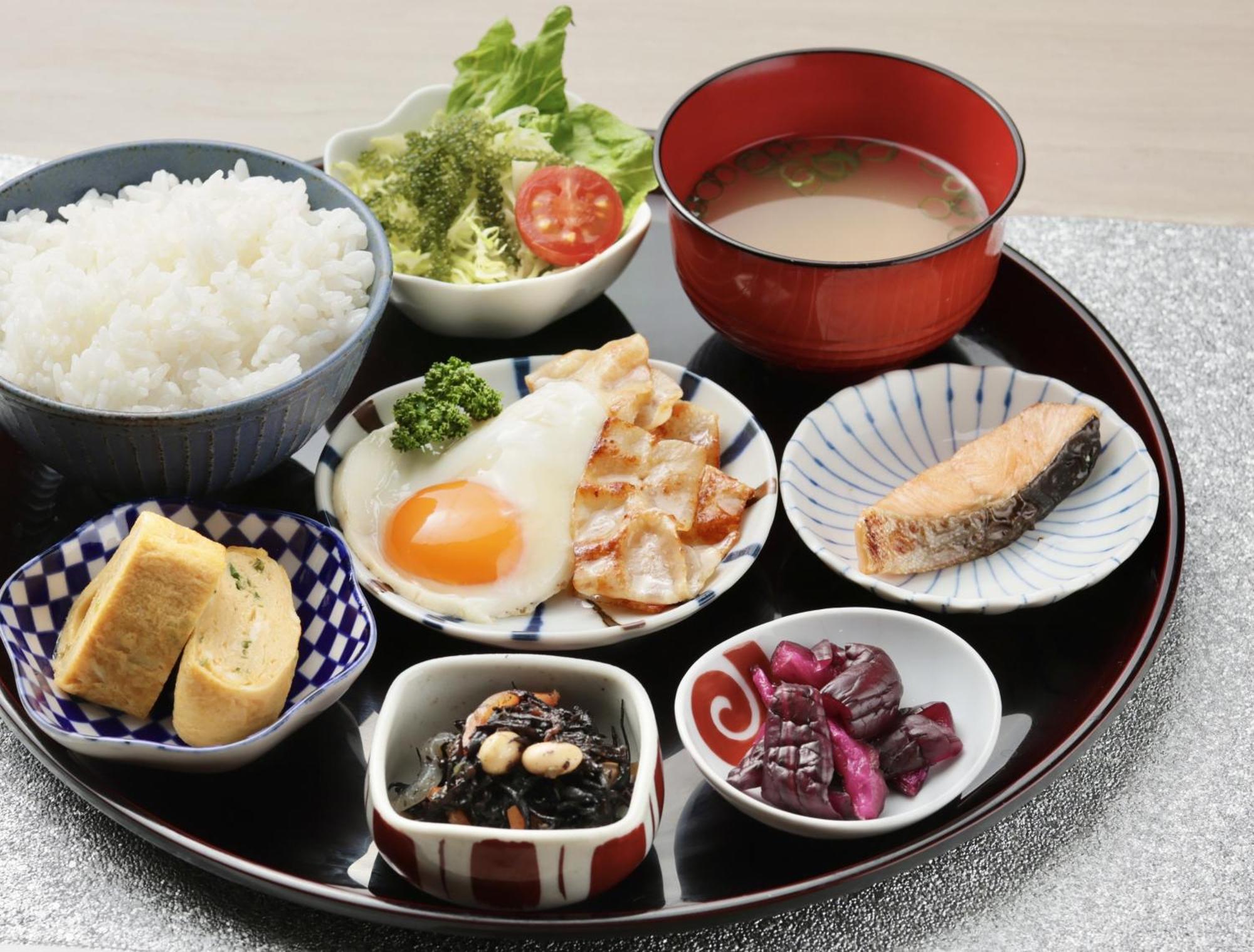 宮古クリスタルホテル Miyakojima  Exterior foto